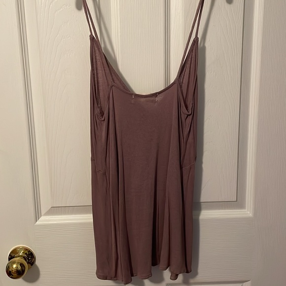 Mauve coloured strapped top - Picture 2 of 2